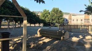 Der Hundepark in Pianura in Neapel eröffnet den größten Freibereich für Hunde in Kampanien