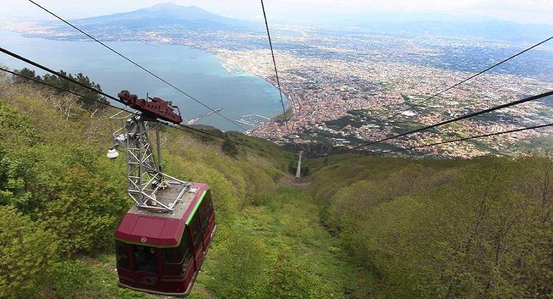 The Faito cable car will reopen in the summer