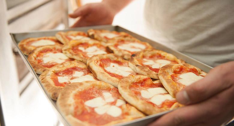 Pizzette del Bar Moccia, il locale apre una sede nell'Aeroporto di Capodichino