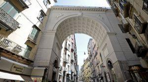 Ponte di Chiaia a Napoli: finito il restauro del bellissimo arco