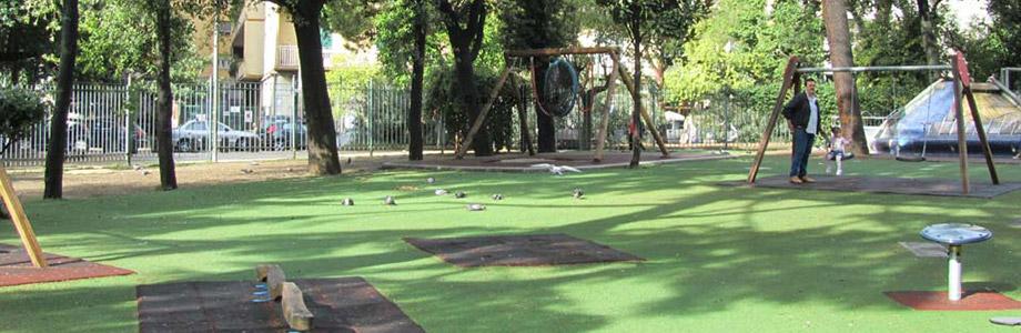 Giardinetti Ruoppolo in Neapel, Spiele für Kinder Ruoppolo-Gärten im Mascagna-Park in Neapel
