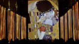 Apertura serale Klimt Experience alla Reggia di Caserta: la bellissima mostra in notturna