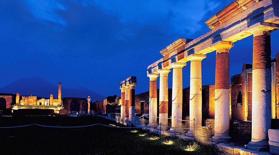 Escavações de Pompeia abrem à noite