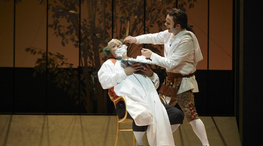 Der Barbier von Sevilla in der Flegrea Arena