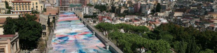 L'opera di 1500 mq del pittore Zabetta realizzata sul tetto dell'ex ospedale militare di Napoli