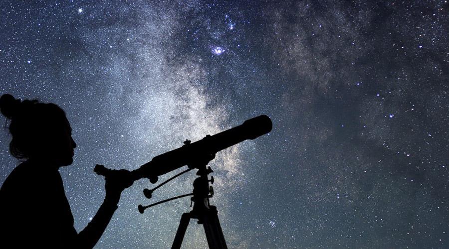 Observations at the telescope, Researchers' Night at the Capodimonte Observatory