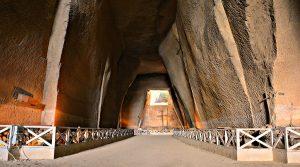 Il Cimitero delle Fontanelle a Napoli riapre al pubblico in completa sicurezza