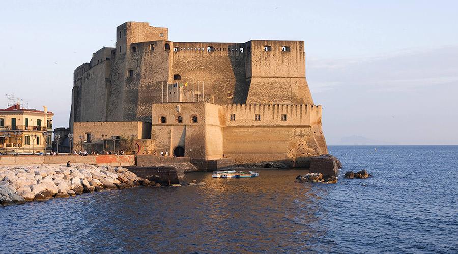 castel dell'ovo em Nápoles