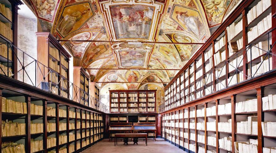 The state archives of Naples can be visited during the 2017 paper Sunday