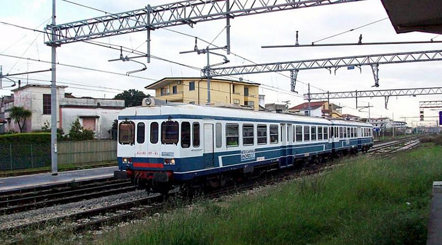 Greve do metrô de Cumana, Circumvesuviana e Nápoles-Aversa em 13 de outubro de 2017