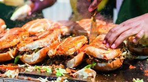مهرجان طعام الشارع في سان جورجيو كرمانو مع الأذواق والترفيه