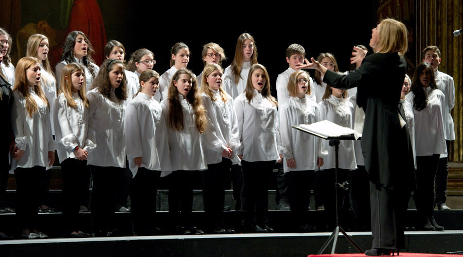 White Voices of the San Carlo Theater at the Gesu Nuovo Church in Naples