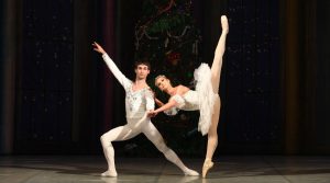 Der Nussknacker am Teatro Politeama in Neapel, auf der Bühne das St. Petersburger Ballett