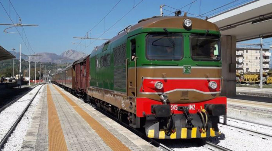 Train historique vers Pietrelcina