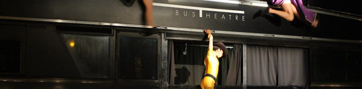 Bus theater a Napoli, spettacolo teatrale
