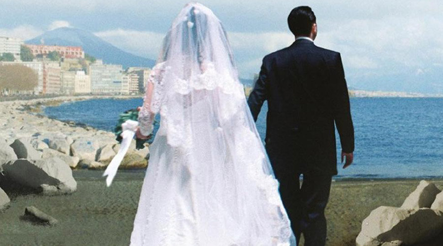 Copertina del libro L'amica geniale di Elena Ferrante