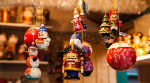 Weihnachten 2017 im Palast von Portici mit Märkten, Krippen und Jurassic Weihnachten