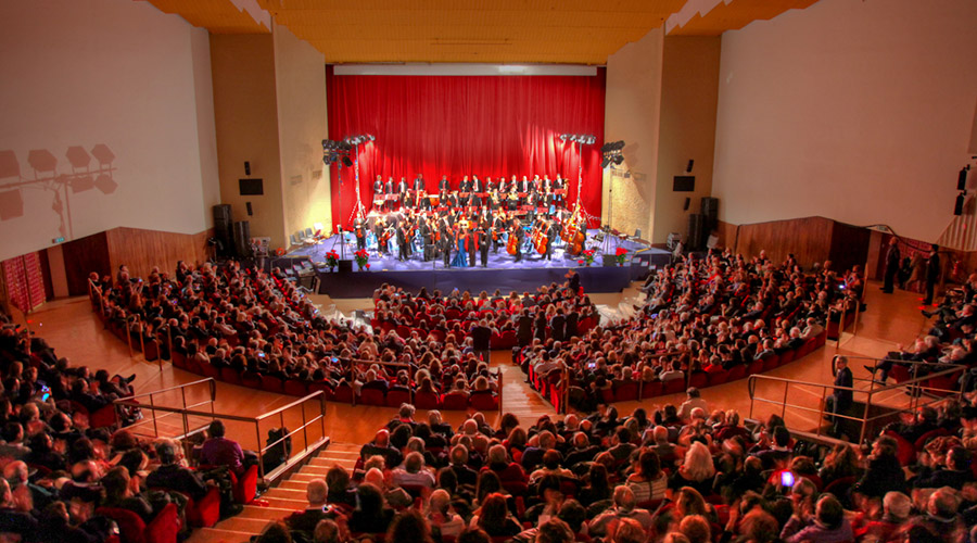 Neujahrskonzert 2018 im Mittelmeertheater der Mostra d'Oltremare mit dem New Scarlatti Orchestra