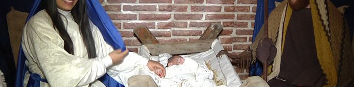 Scena della natività nel Presepe vivente della Maddalena