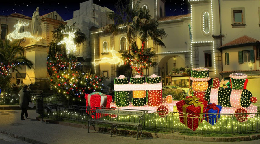 The Santa Claus Village in Sorrento at Villa Fiorentino