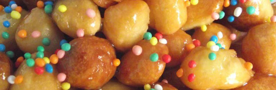 Gli struffoli napoletani Gli struffoli, dolci natalizi tipici napoletani