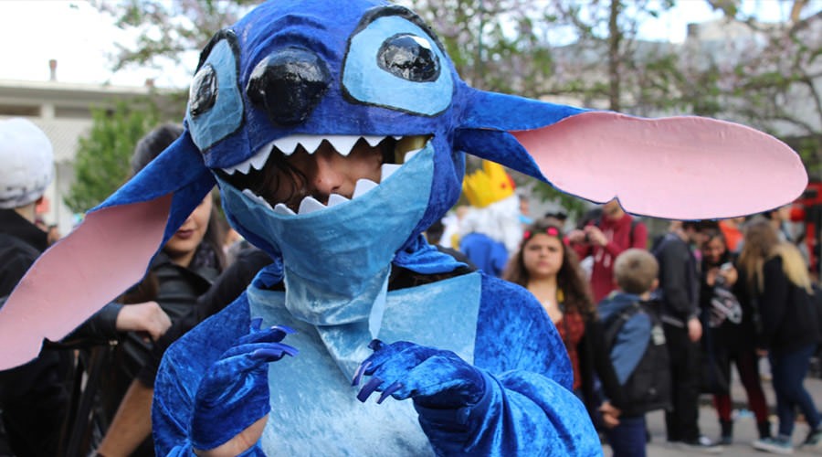 Comicon en Nápoles, disfraz de Stitch