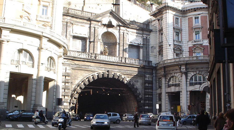 Galleria Vittoria in Naples, closed for 9 months