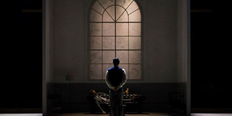 The show The servant on stage at the Teatro Mercadante in Naples