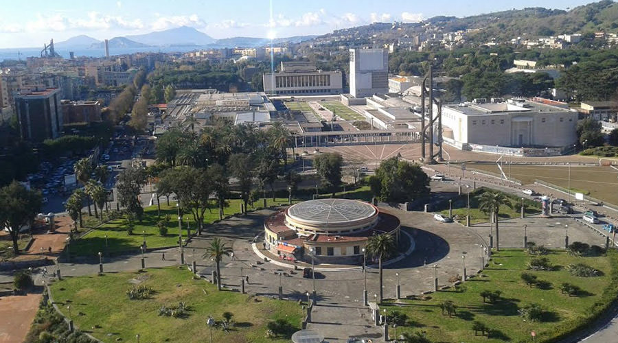 Piazzale Tecchio a Napoli