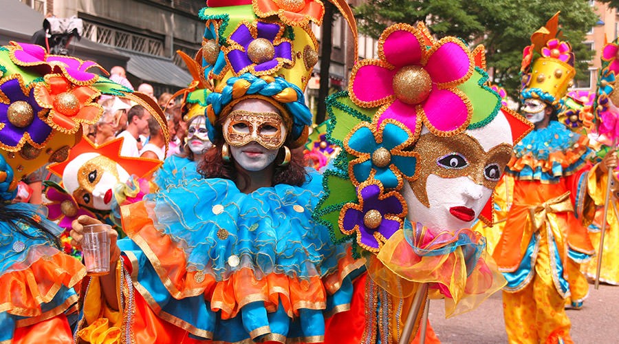 Desfile de carnaval, eventos em Nápoles e Campânia