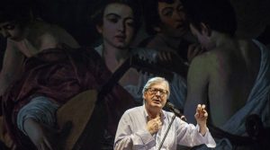 Caravaggio, eine Show mit Vittorio Sgarbi im Augusteo Theater in Neapel: eine Reise durch Kunst und Musik