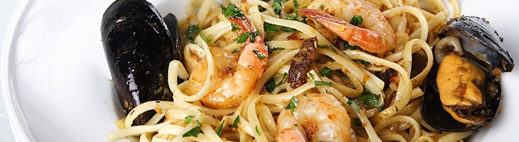 Plate of spaghetti with seafood