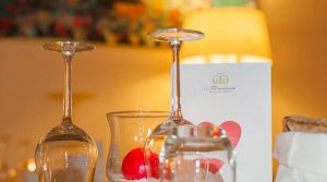 Abendessen im Le Cheminèe Hotel zum Valentinstag 2018 in Neapel: Musik, Kerzenlicht und Romantik