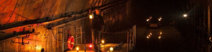 Tour in zattera alla galleria Borbonica in maschera per Carnevale 2018
