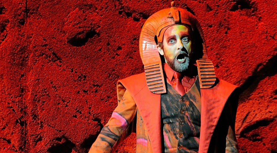 Die Show Mosè in Egitto von Gioacchino Rossini im Teatro San Carlo in Neapel