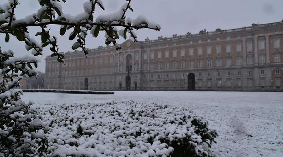 Schnee in Neapel