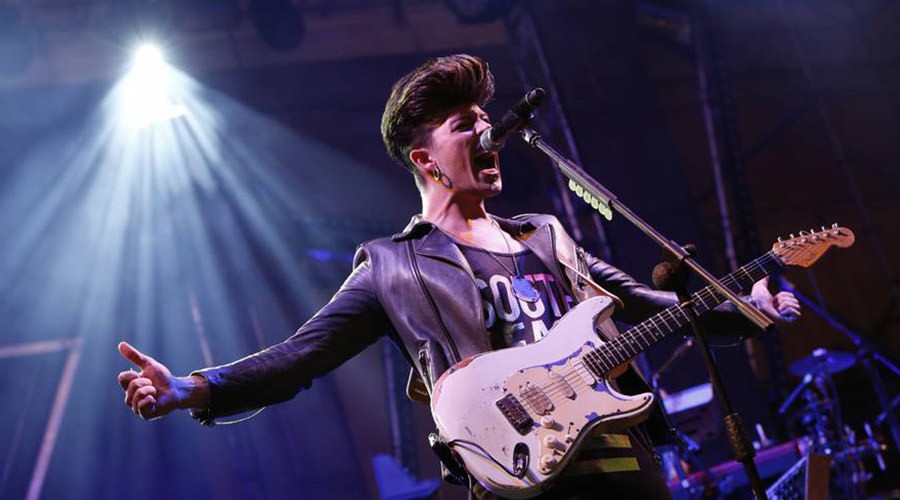 Los Kolors en concierto en el Hart en Nápoles con la gira Frida 2018