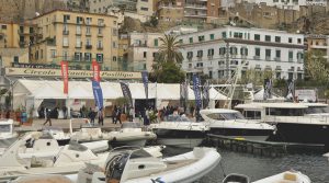 Navigieren 2018 in Neapel bei Circolo Posillipo: viele Boote, Probefahrten und freien Eintritt