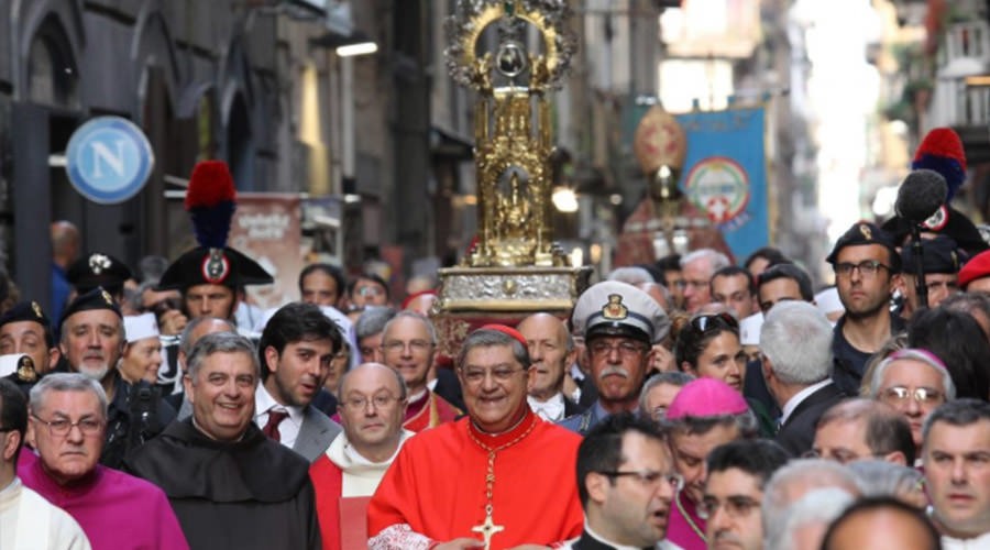 Procesión de San Gennaro en Nápoles