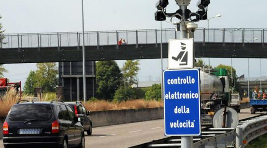 Nouveaux radars dans la province de Naples