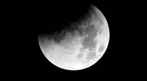 Eclissi totale di Luna 27 luglio 2018: dove osservare da Napoli l’eclissi più lunga del secolo