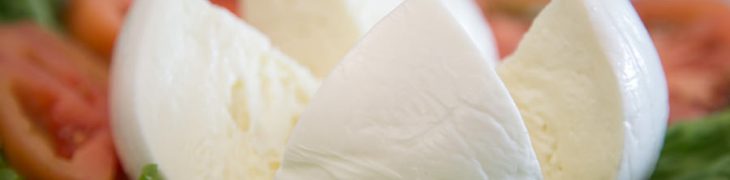 Piatto di mozzarella
