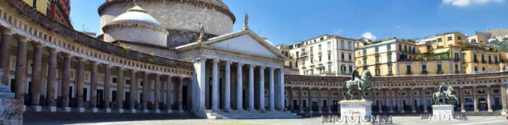 Piazza del Plebiscito, Napoli