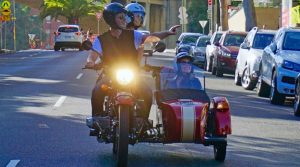 Side by Sidecar Napoli: arriva il primo servizio di escursioni turistiche in sidecar