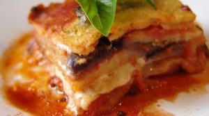 Parmigiana-Nacht in Acerra: ein Abend mit gutem Geschmack