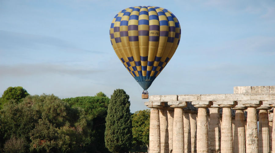 2018 Hot Air Balloon Festival in Paestum: flights and events for young and old