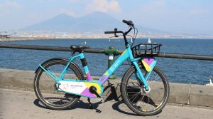 مشاركة الدراجة تعود إلى نابولي: هذه هي الطريقة التي ستعمل بها الخدمة