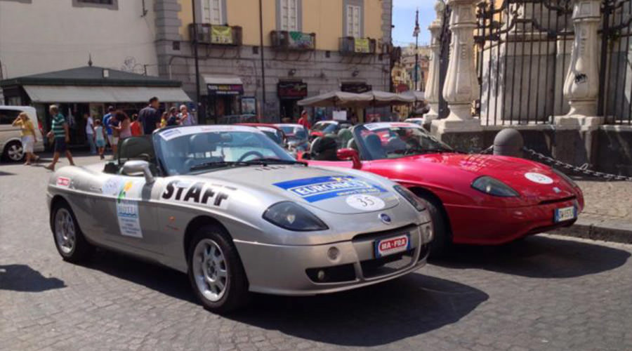 Fiat Barchetta à Naples pour un rassemblement