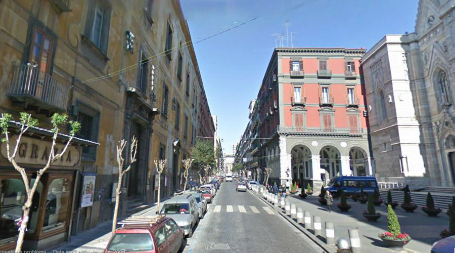 Via Duomo à Naples