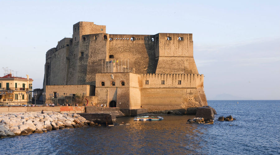 Teatro al Castel dell’Ovo a Napoli con spettacoli sulle terrazze